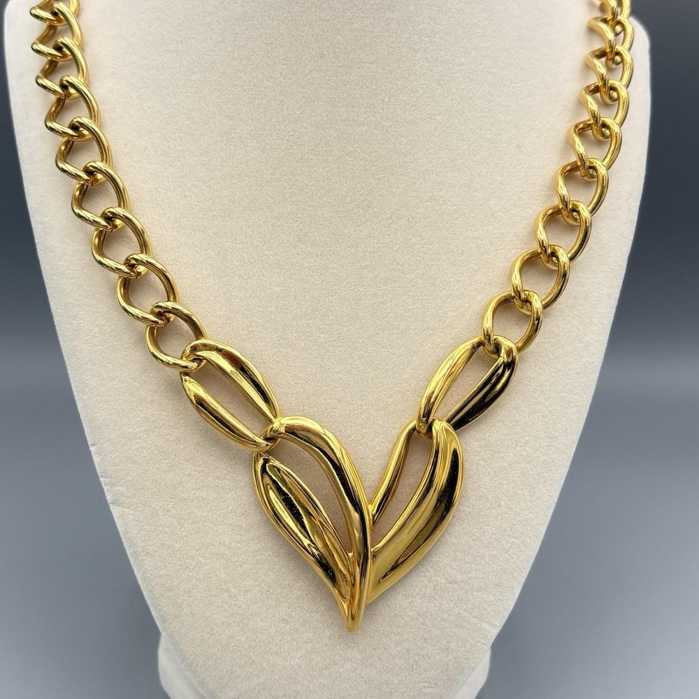 Vintage Napier Necklace Chunky Link Heart Gold Tone Bold Old Money 26"